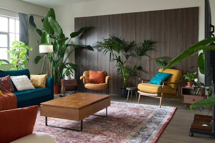 Spacious lounge setup in a Shoreditch penthouse, ideal for workshops, talks, and creative sessions.